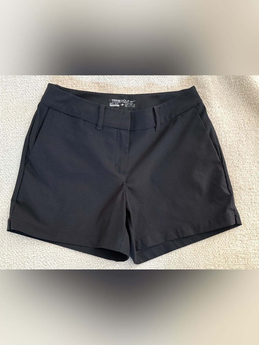 Nike Golf Dri-FIT Black Tailored Golf Shorts Women’s Size 2